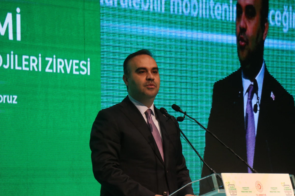 &ldquo;2030&rsquo;a Kadar Elektrikli Ara&ccedil;larda Yerlilik Oranı %75&rsquo;e &Ccedil;ıkacak&rdquo;