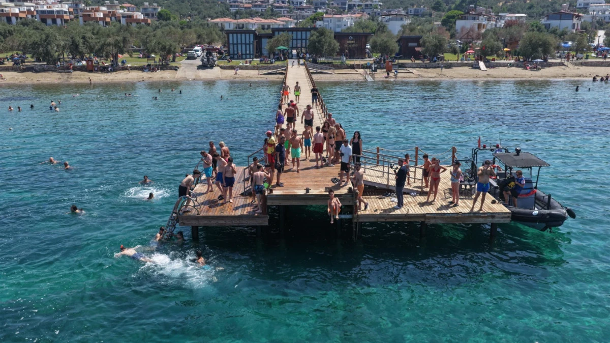 Ahmet Akın Dursunbeyli Gen&ccedil;leri Denizle Buluşturdu