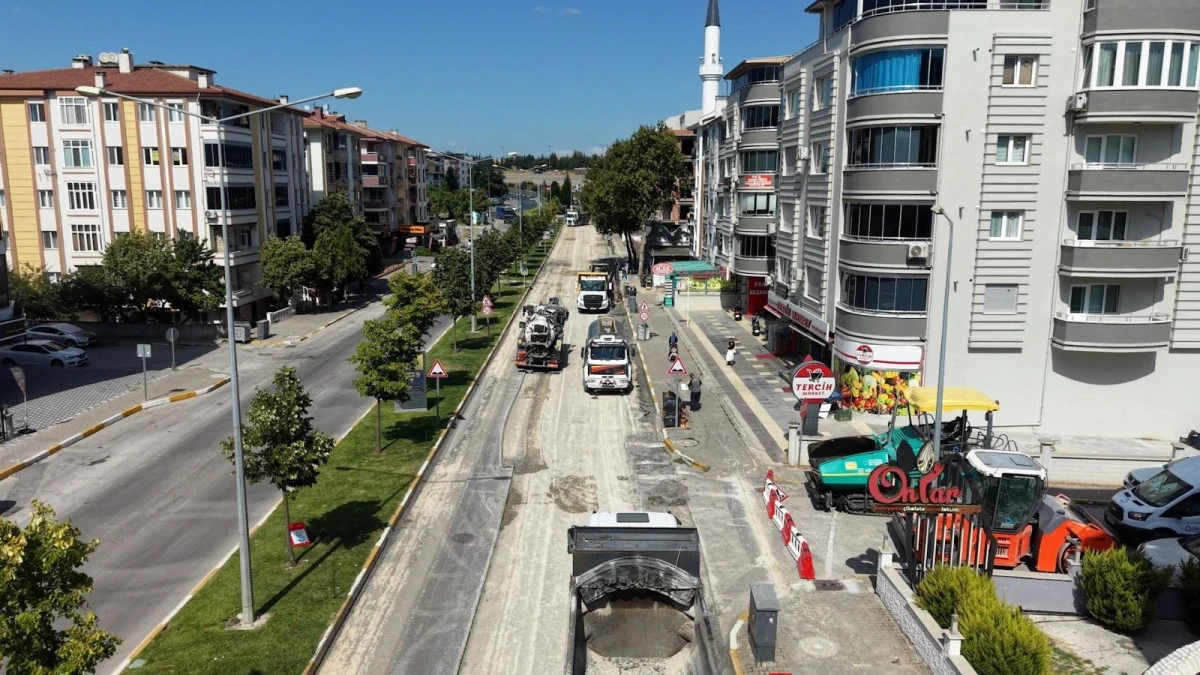 Balıkesir B&uuml;y&uuml;kşehir, Savaştepe Caddesi&rsquo;ni yeniliyor