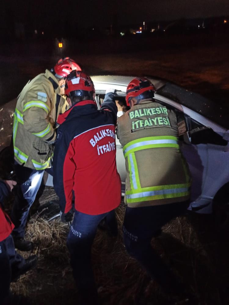 Balıkesir'de trafik kazası: 6 yaralı