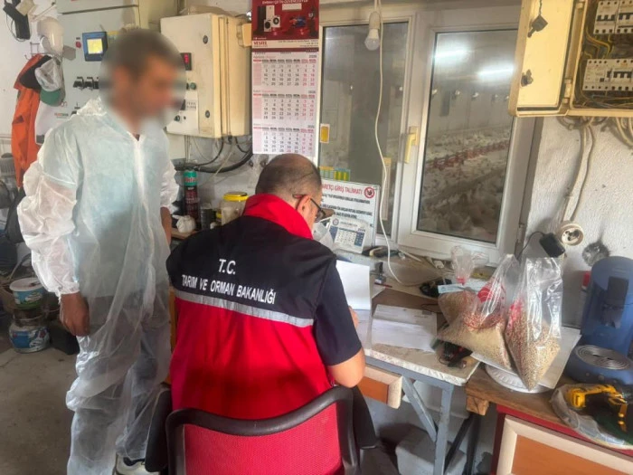 Balıkesir&rsquo;de yem fabrikaları ve kanatlı işletmeleri denetlendi   