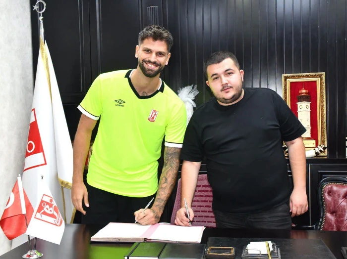 Balıkesirspor, kaleci Arda Akbulut ile s&ouml;zleşme imzaladı