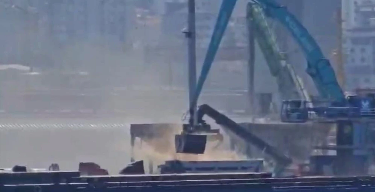 Bandırma &Ccedil;elebi Limanı hava ve deniz kirliliğine sebep oluyor   