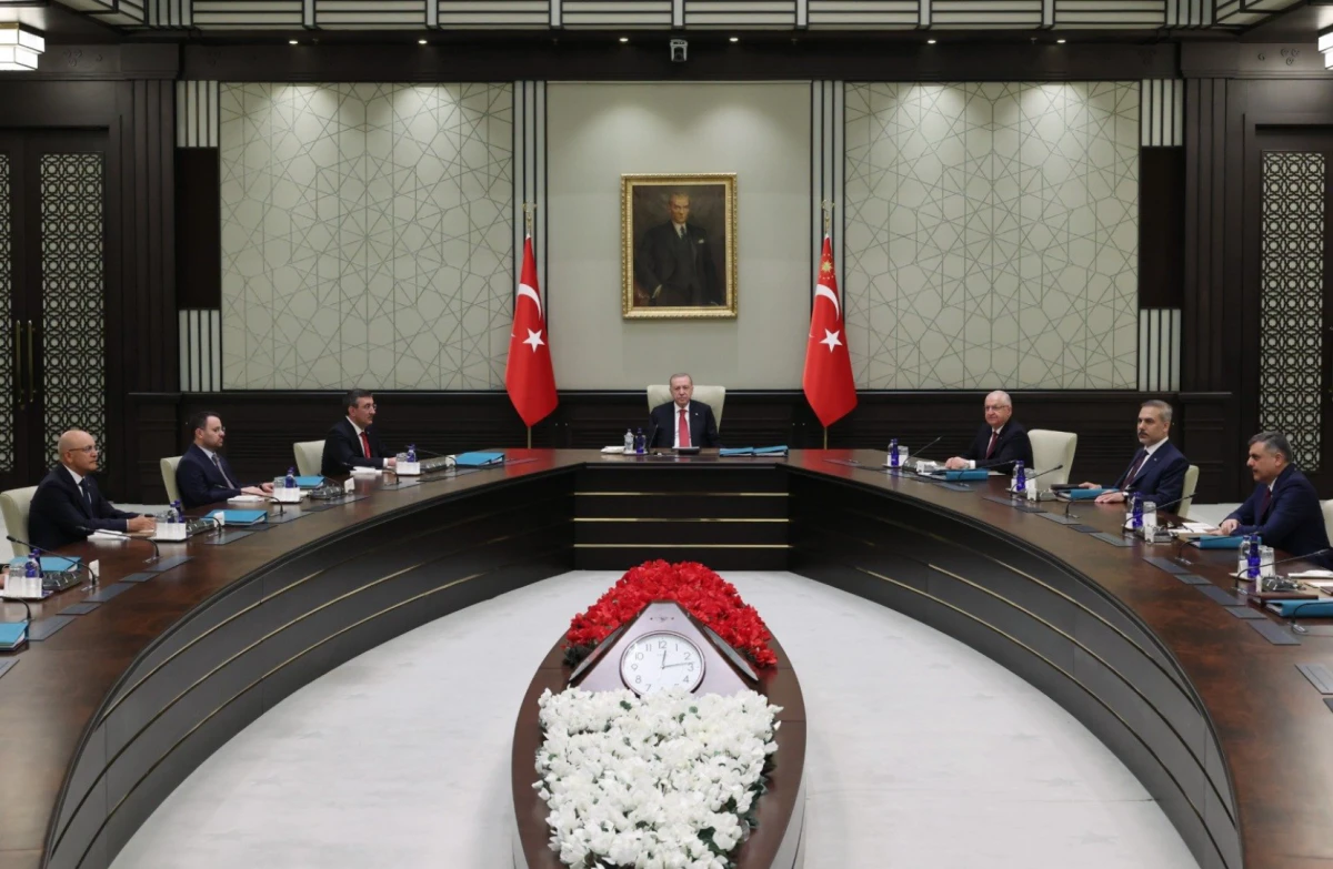 YAŞ Toplantısı Atama, Terfi ve Emekliye Ayırma Kararları A&ccedil;ıklandı